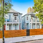 Stunning Modern And Fully-upgraded 5 Bedroom W Pool New Orleans