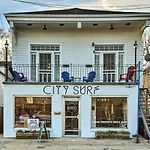 Uptown Nola Apt On Magazine Street With Backyard!