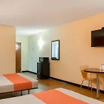 6-new Orleans, La - Near Downtown Hotel