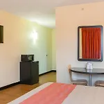 Hotel 6-new Orleans, La - Near Downtown 4*