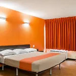 Hotel 6-new Orleans, La - Near Downtown New Orleans