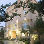 Hampton New Orleans/st.charles Ave 3*
