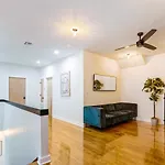 Luxury 5 Bedroom With Private Rooftop Villa