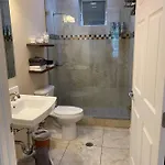 Tise Plaza Apartment New Orleans