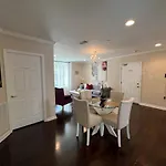 Tise Plaza Apartment