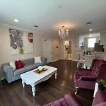 Tise Plaza Apartment *