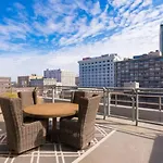 Modern Walking Distance To Must-see Attractions Of Nola