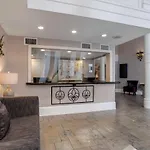 Best Western Plus St. Christopher Hotel