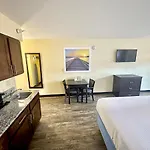 Days By Wyndham Pontchartrain 3*