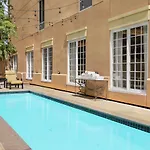 Hampton New Orleans/st.charles Ave Hotel 3*