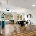 Downtown Delight 4Br 2Bath Luxury Condo