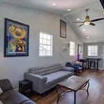 Holiday home Charming Conti Nest With Large Courtyard