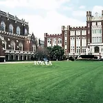 Serene 4 Bedroom Home Near French Quarter With Wi-Fi And Parking