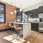 Roami At Brassline Apartment *