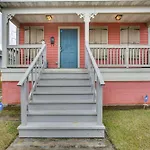 < 3 Mi To French Quarter: Pet-Friendly Home
