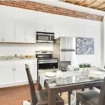 Downtown New Orleans Exposed Wood Suite 2 Min Fq