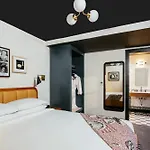 Dew Drop Inn Hotel & Lounge