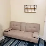 Simplicity Nola 2 Apartment