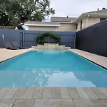 Lakeview Gem 3 Bedroom With Pool