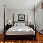 Maison Saint Charles