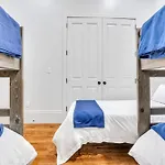 4-Br Hotel Suite Near Bourbon St