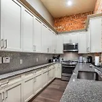 The Zulu - New Orleans Luxury Rentals