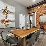 The Zulu - New Orleans Luxury Rentals