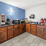 Hotel Days By Wyndham Pontchartrain New Orleans