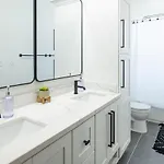 Shimmering New Nola Tvs In Bedrooms & Parking New Orleans