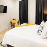 Shimmering New Nola Tvs In Bedrooms & Parking Holiday home New Orleans