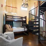 Engine 24 Firehouse Bed & Breakfast