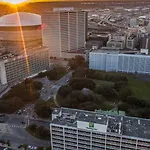 New Orleans-downtown Superdome By Ihg New Orleans