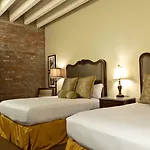 Hotel French Market