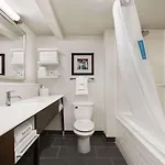 Hotel Hampton New Orleans/st.charles Ave 3*