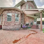 Peaceful 4Br Home - Yard, Family Comforts