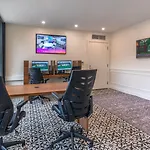 New Orleans-downtown Superdome By Ihg Hotel 4*