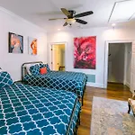 St. Ann Historic Creole Cottage 5 Bed-4Ba