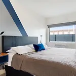 Motel The Ben Louie