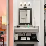 The Ben Louie Motel 3*