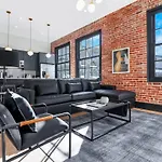 Apartment Roami At Brassline