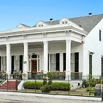 Ashton's Bed & Breakfast