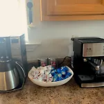 9Br-Sleeps 19. Amazing Deal!!