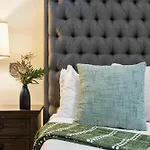 Apartment Hosteeva Modern Near Magazine St & Close To Fq
