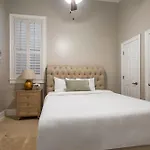 Apartment Hosteeva Modern Near Magazine St & Close To Fq New Orleans