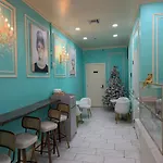 Jimmys On Canal St Hotel