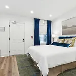 Vibrant Nola Retreat Jazz & Culture