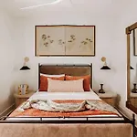 Luxe 6-Bedroom Garden District Retreat Hotel Pool