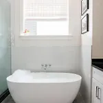 Luxe 7 Bedroom Heated Pool & Holiday home *