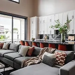Luxe 7 Bedroom Heated Pool &