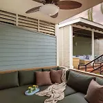 Holiday home Luxurious 9br Heated Pool &